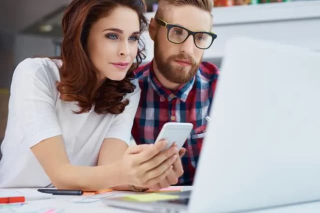Jak zacząć rozmowę o pracę przez telefon bez stresu i niepewności Jak zacząć rozmowę o pracę przez telefon bez stresu i niepewności